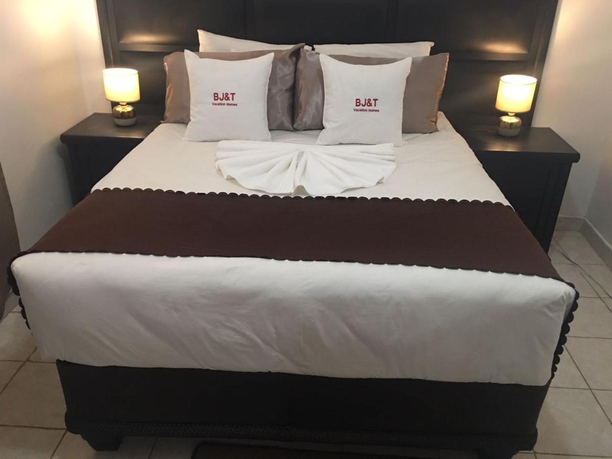 Bj&T Vacation Homes 卡萨内 外观 照片